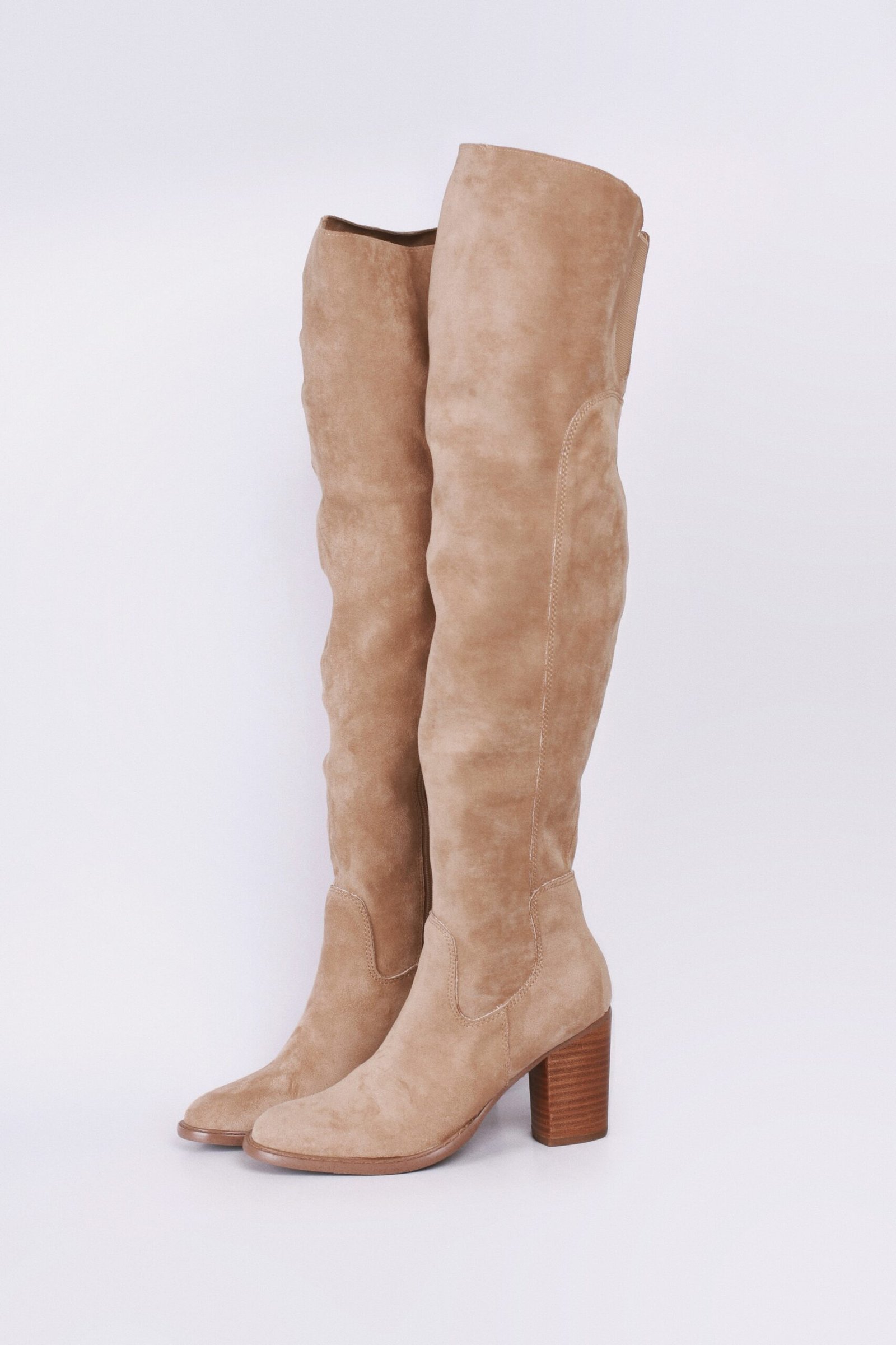 Bota vaquera larga gamuza café claro - Image 3