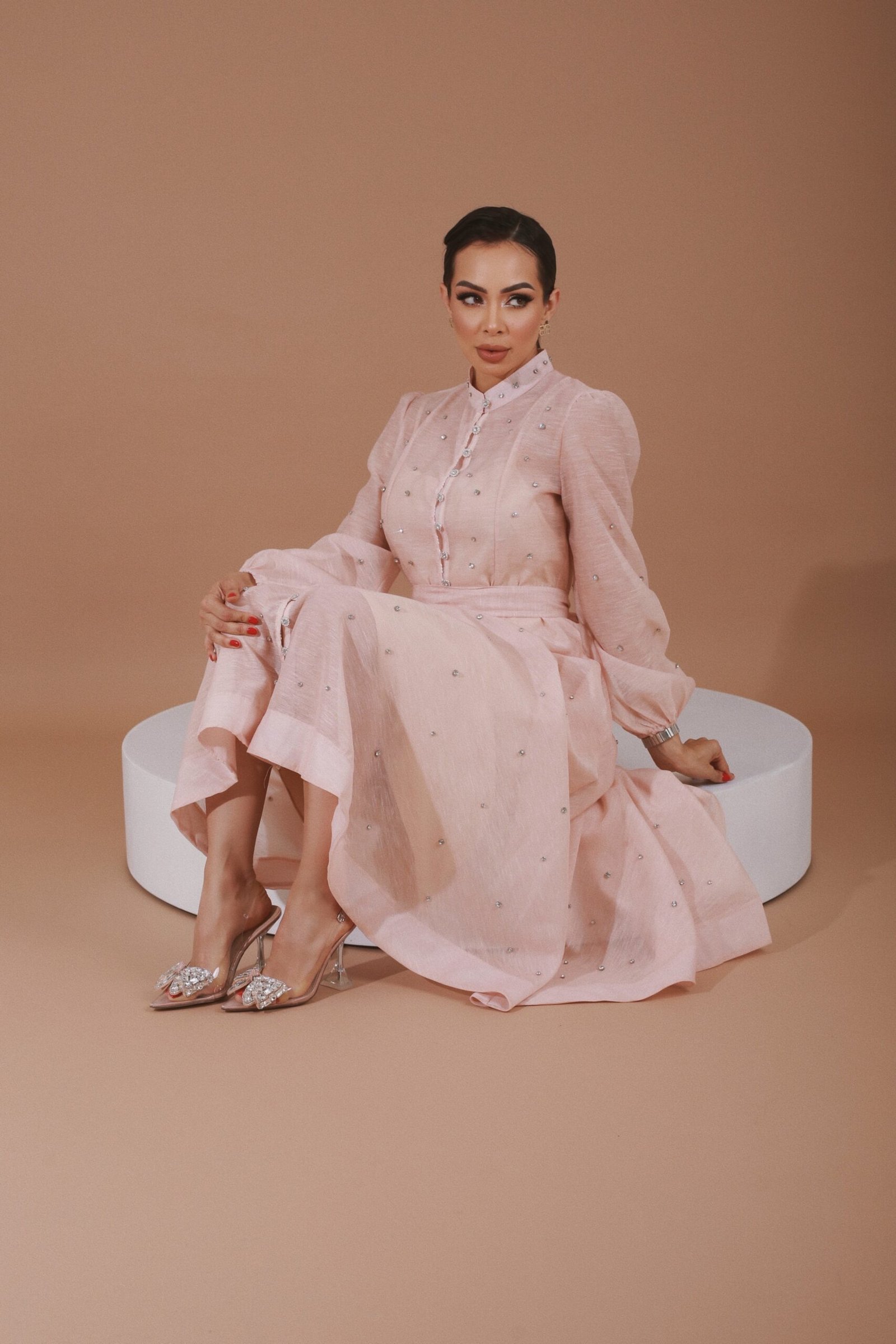 ZAPATILLA TRANSPARENTE MOÑO PIEDRAS - Image 2