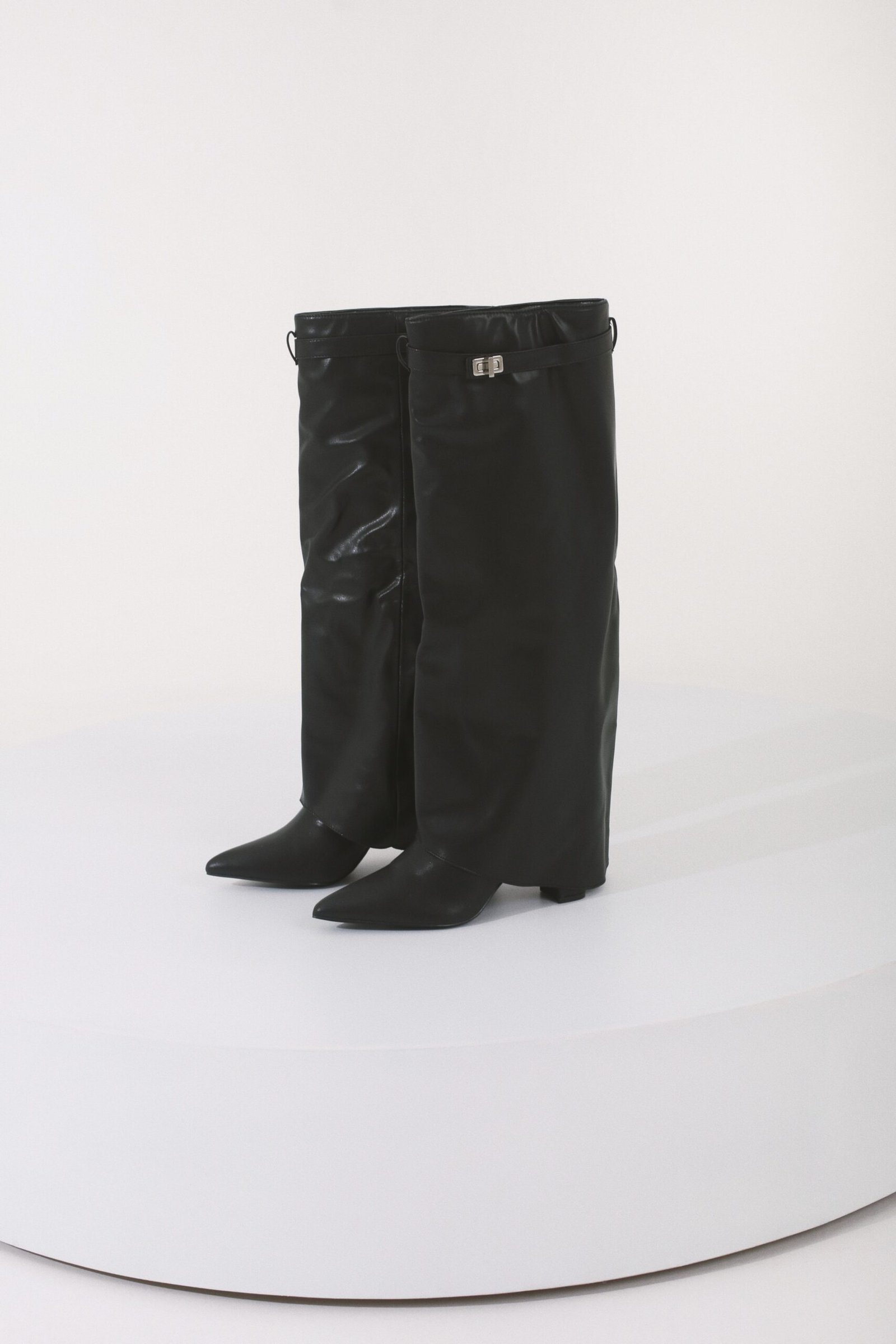 BOTA NEGRA RECTA - Image 2