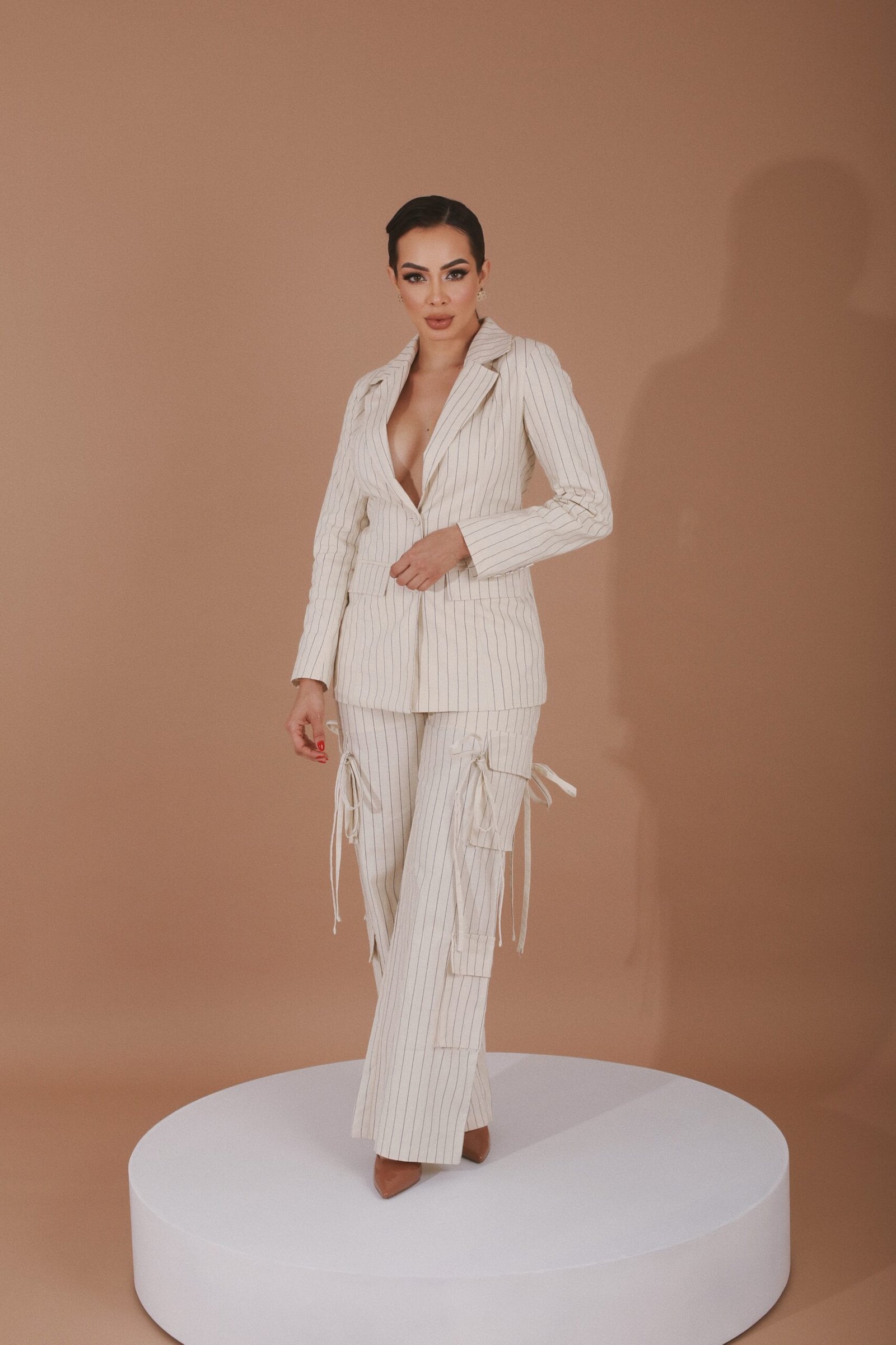 ZAPATILLA CHAROL CAFÉ BAJO - Image 4