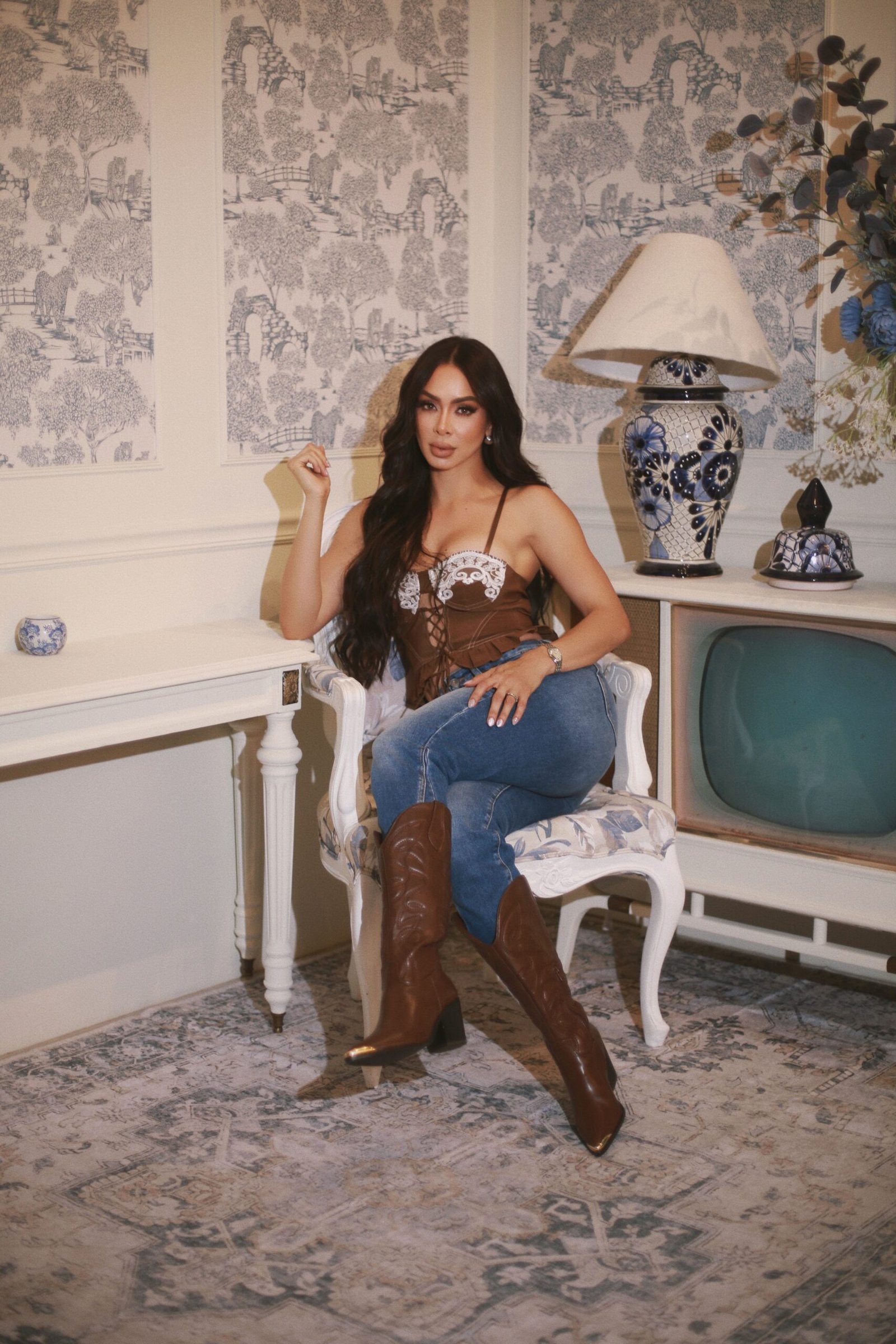 BOTA VAQUERA CAFE PUNTA DORADA - Image 3